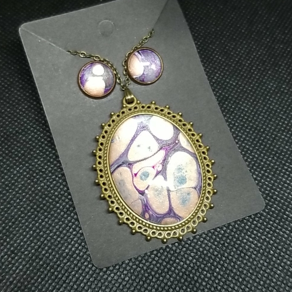 Necklace and earrings set - Picture 6 of 6